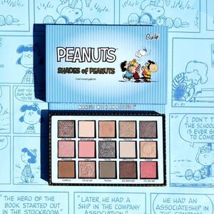 RUDE Shades of Peanuts Eyeshadow Palette - Cool-toned